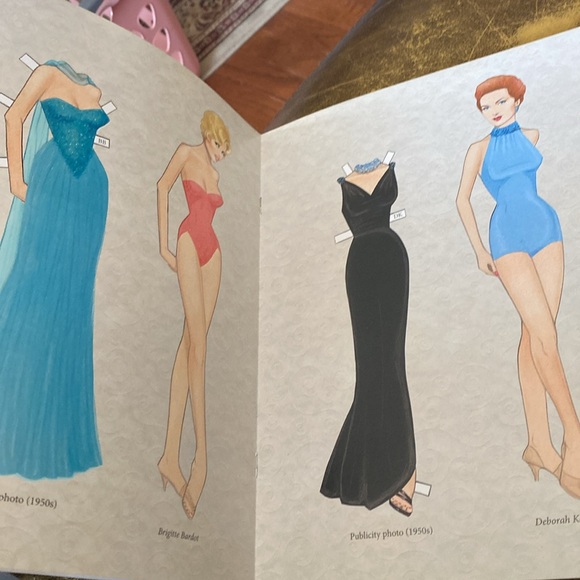 Vintage Golden Age of Hollywood Paper Dolls with Glitter by Gregg Nystrom - Picture 3 of 4